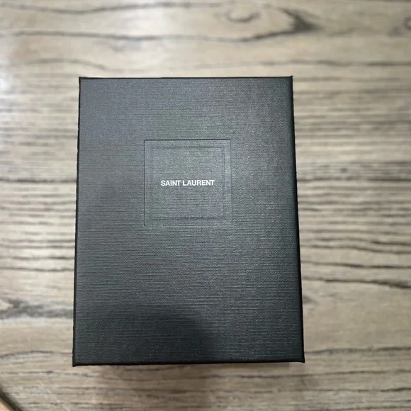 YSL Card Holder Monogram Matelasse Leather - Picture 7 of 10